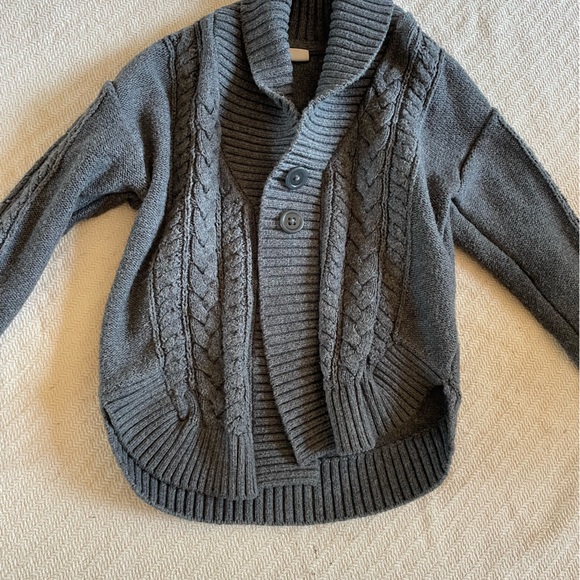 Gap toddler boys size 5 cable knit sweater - Picture 2 of 4
